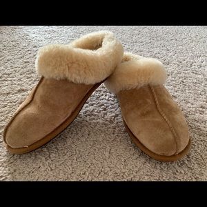 Ugg slippers